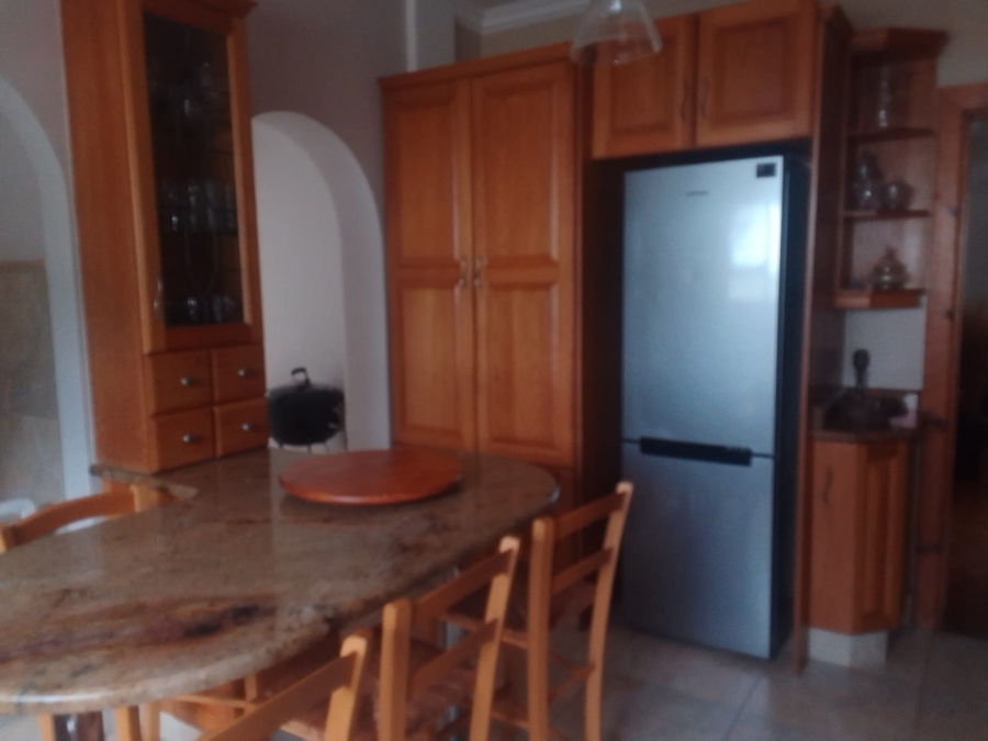 To Let 3 Bedroom Property for Rent in Selborne Eastern Cape